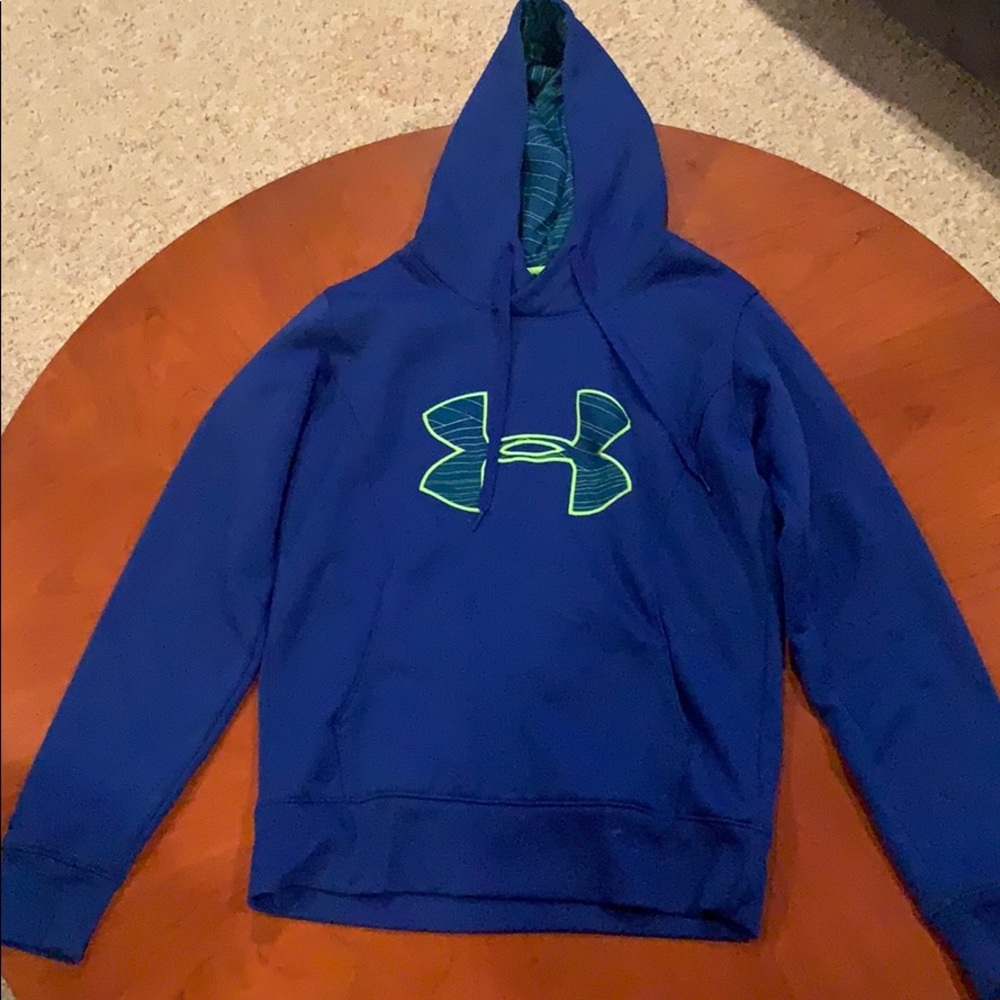 long sleeve under armour sweatshirt